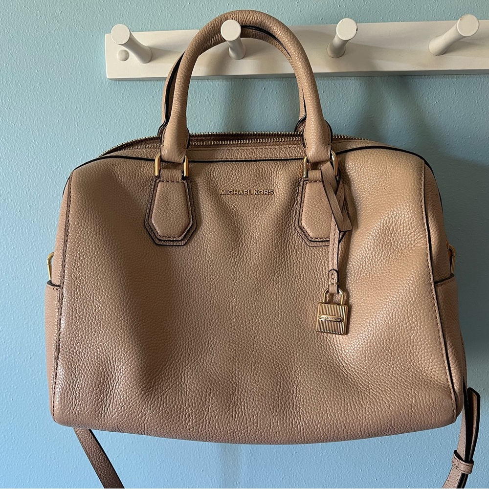 Michael Kors large tan purse